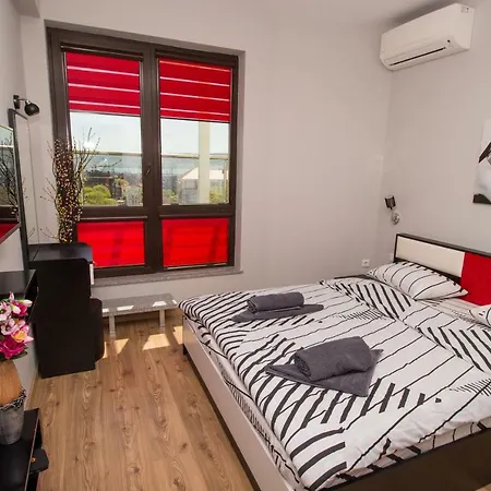 Апартамент Vista Suites
