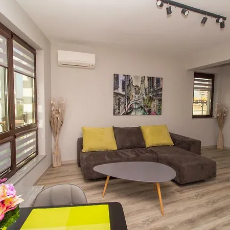 Апартамент Vista Suites