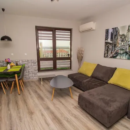 Vista Suites Апартамент Варна